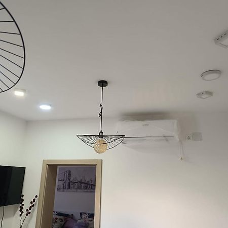 Apartmani Mira ザダル エクステリア 写真