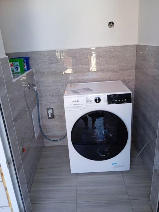 Apartmani Mira ザダル エクステリア 写真